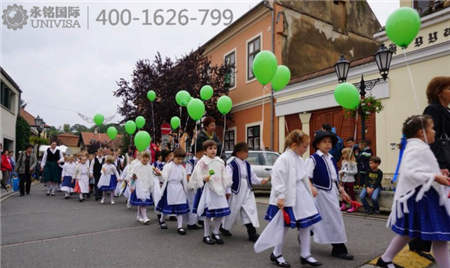 匈牙利海外生活怎么樣，“不排華”才是重點！