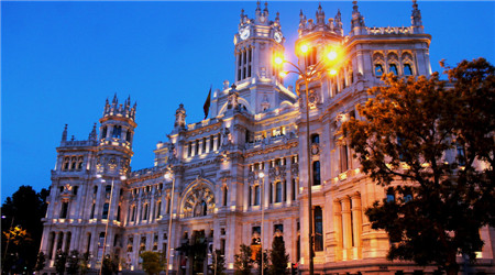 夜空下的西班牙